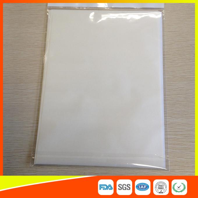 Waterproof Baking Paper Sheets / Non Toxic Parchment Paper Heat Resistant 20 * 30cm
